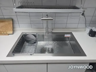 설치 완료된 사각싱크볼과 수전